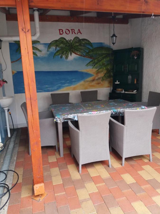 Bora Vendégház Eger Kültér fotó